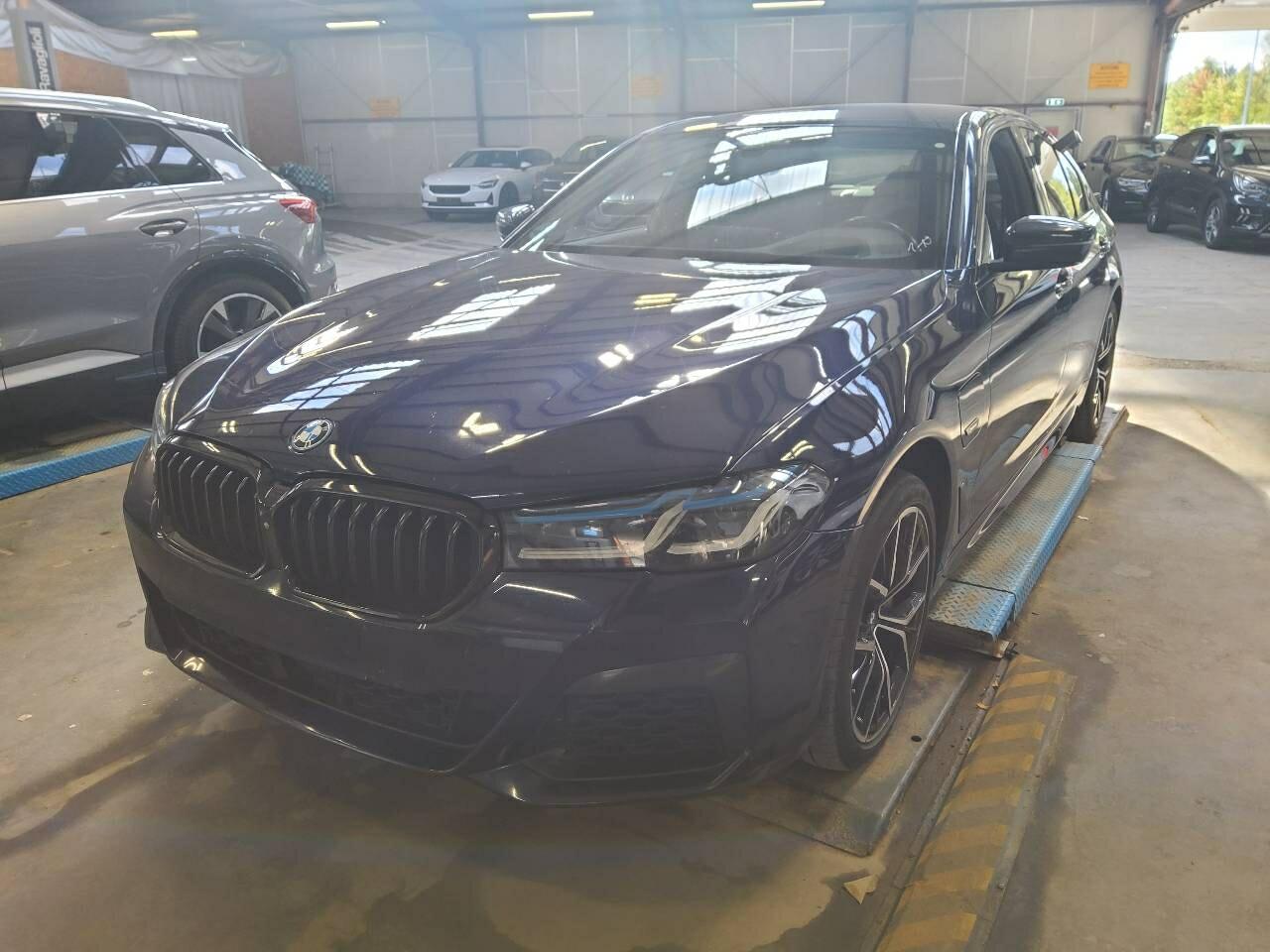 BMW 5 Series 530e