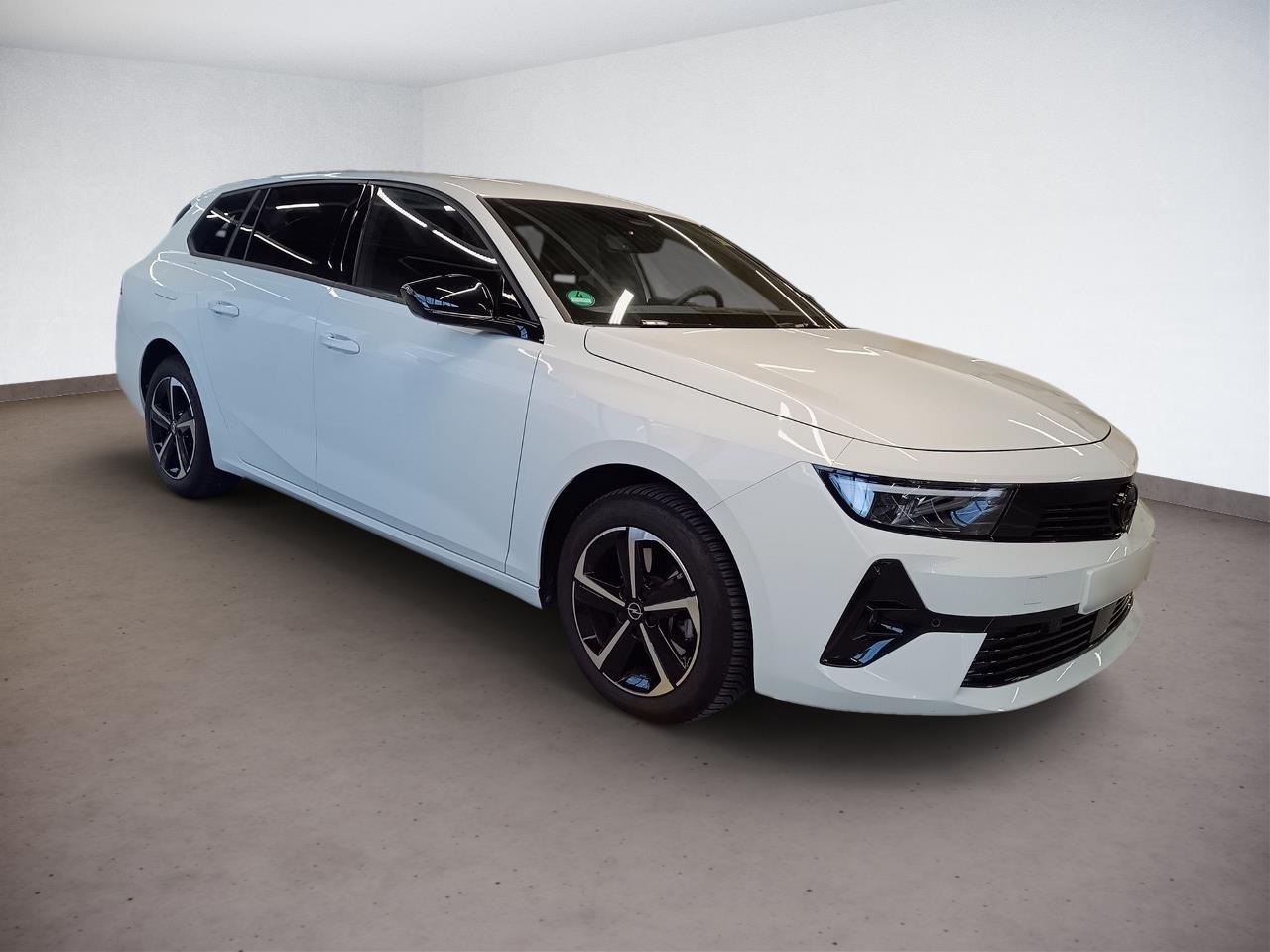 Opel Astra Sports Tourer 1.2 GS