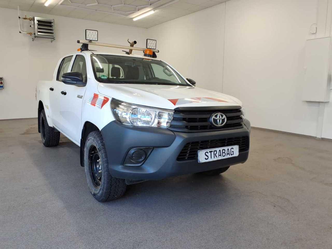 Toyota Hilux 2.4