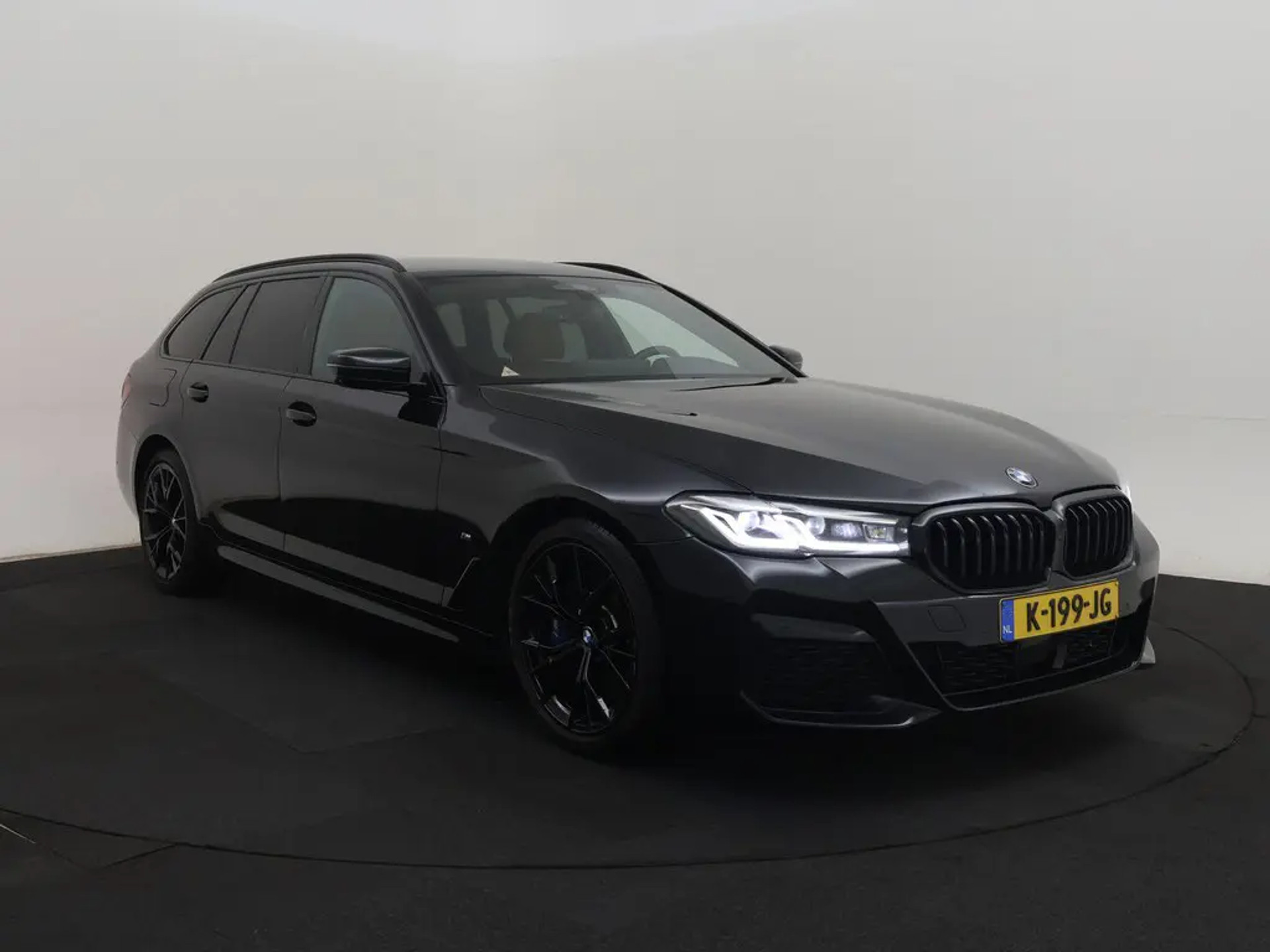 BMW 5 Series Touring 530e High Executive M sport