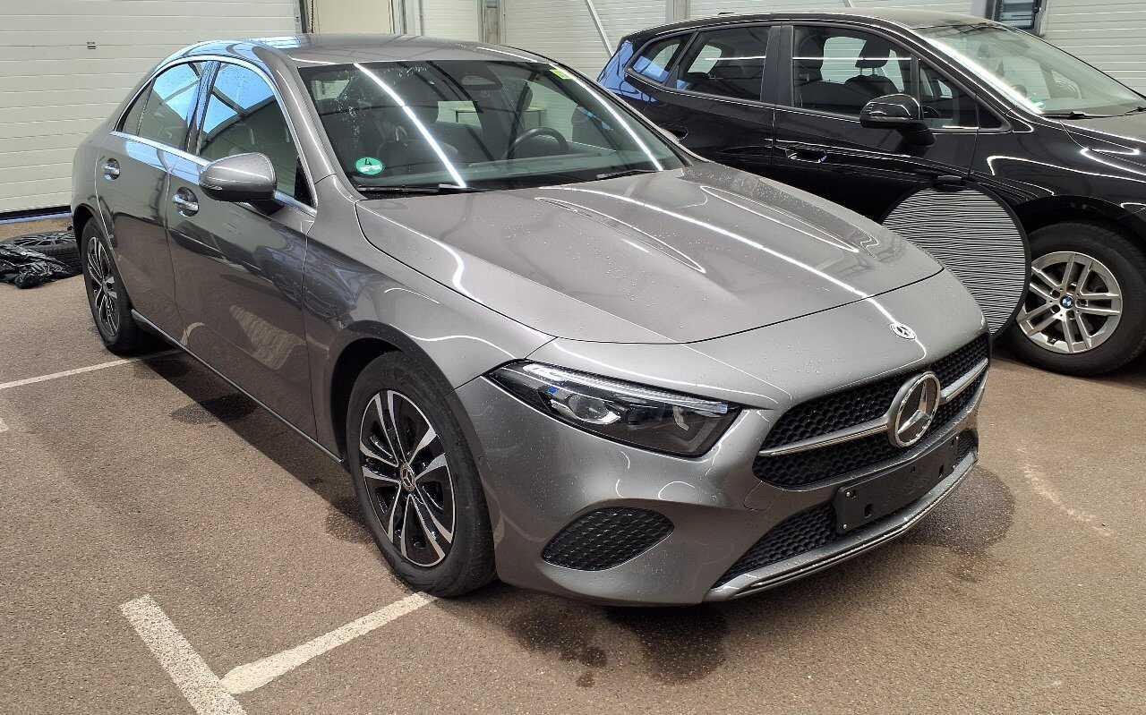 Mercedes-Benz A 220d Progressive