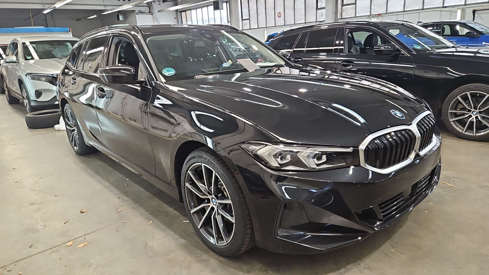 BMW 3 Series Touring 330e