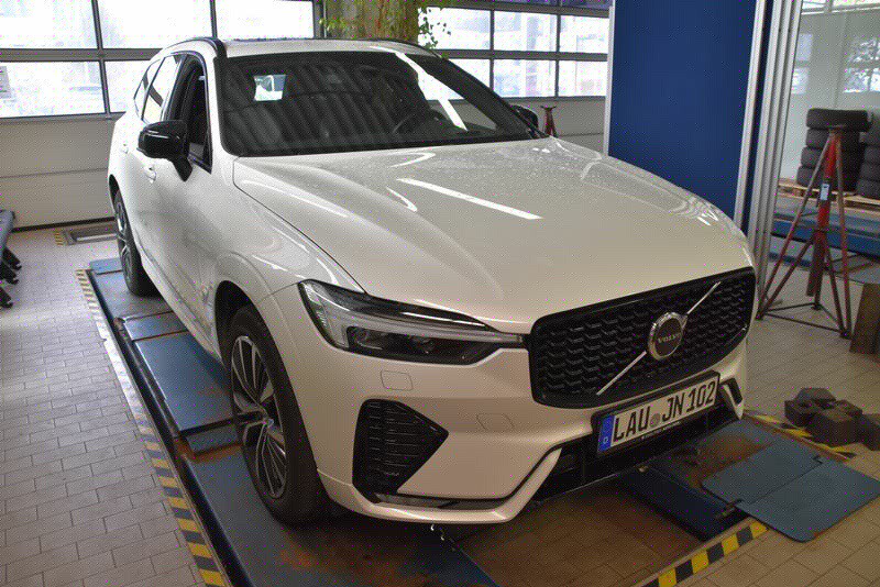 Volvo XC60 B5 Ultimate Dark