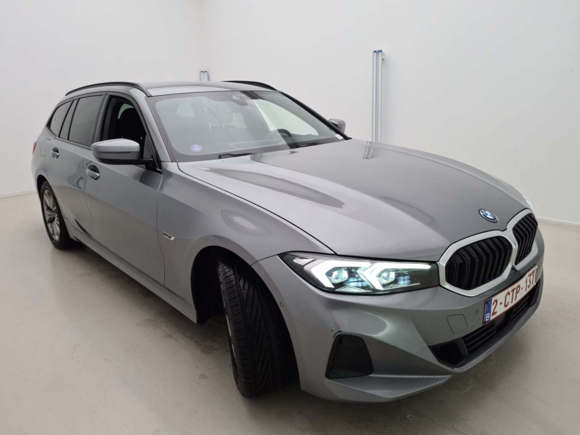 BMW 3 Series Touring 330e