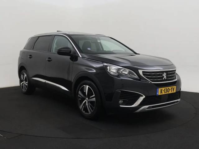 Peugeot 5008 1.2i Allure
