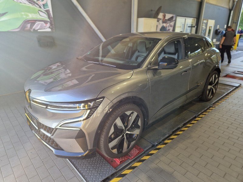Renault Megane E-Tech Electric (02.2022->) DE