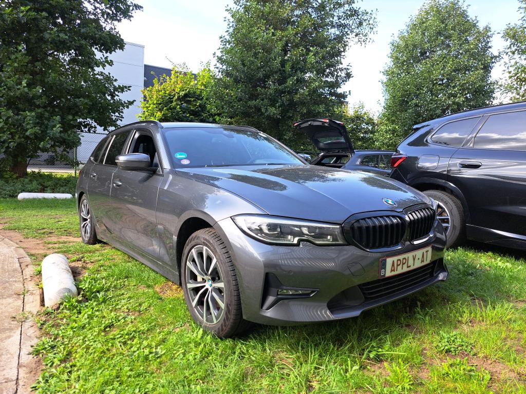 BMW 3 Series Touring 330e