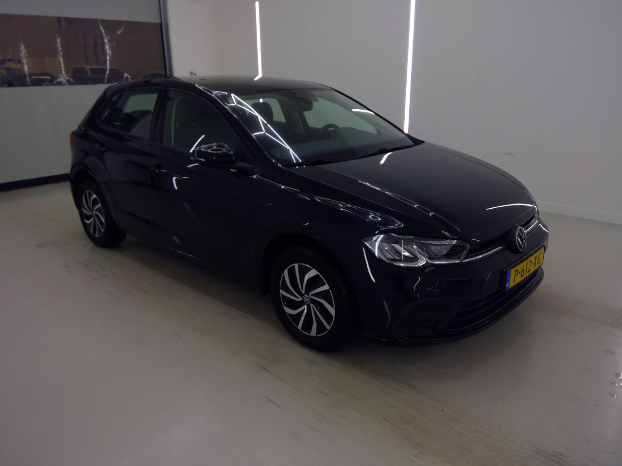 Volkswagen Polo 1.0 TSI Life Business