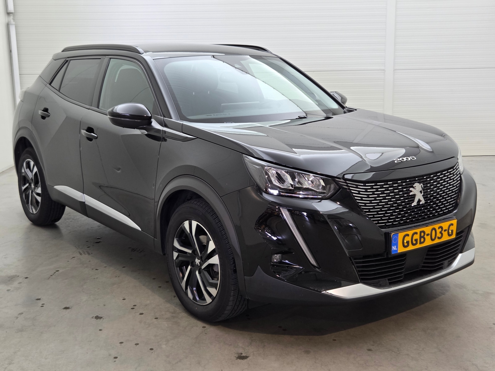 Peugeot 2008 1.2i Allure