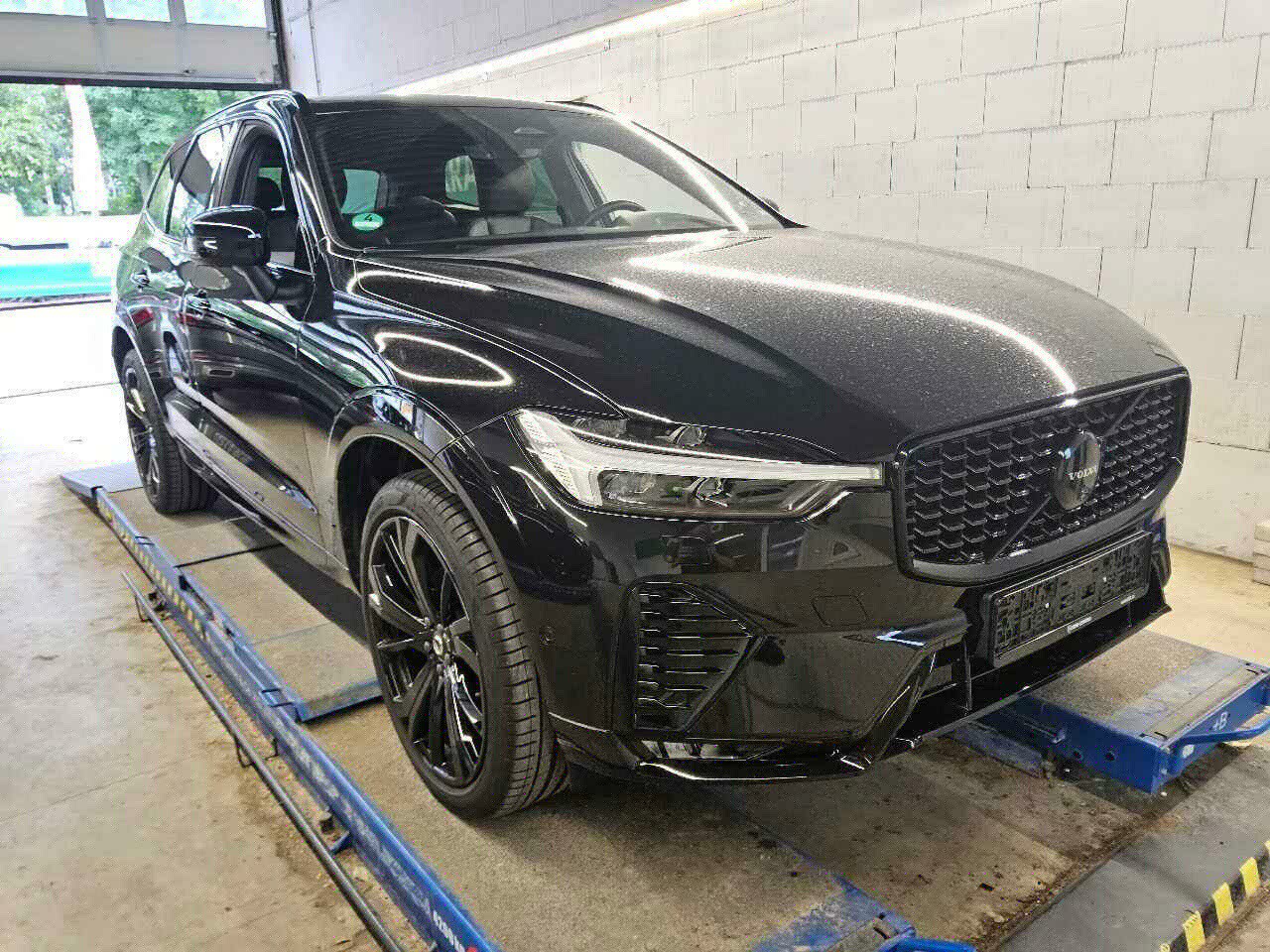 Volvo XC60 B5 Black Edition Plus