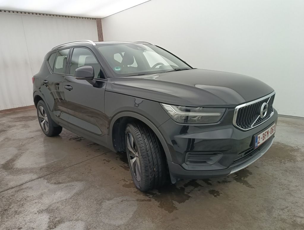 Volvo XC40 1.5 T2 Momentum Pro