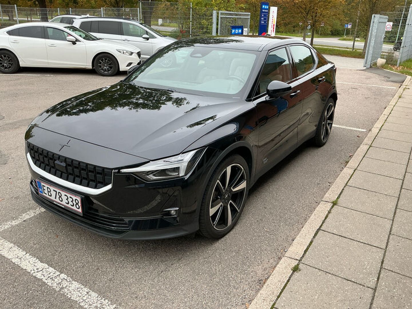 Polestar 2 Long Range AWD UA!' Hatchback