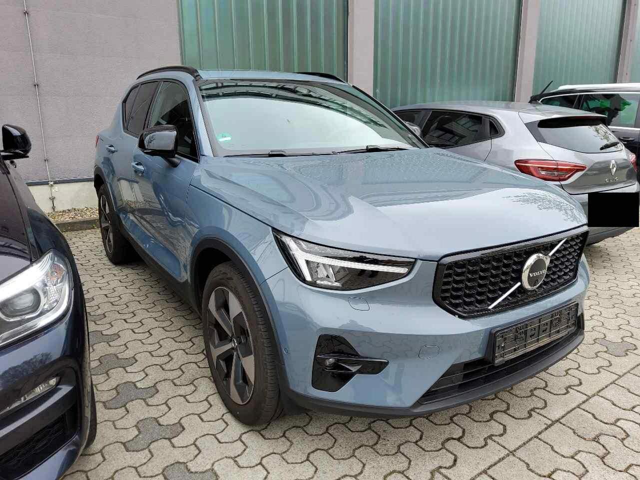 Volvo XC40 B4 Ultimate Dark