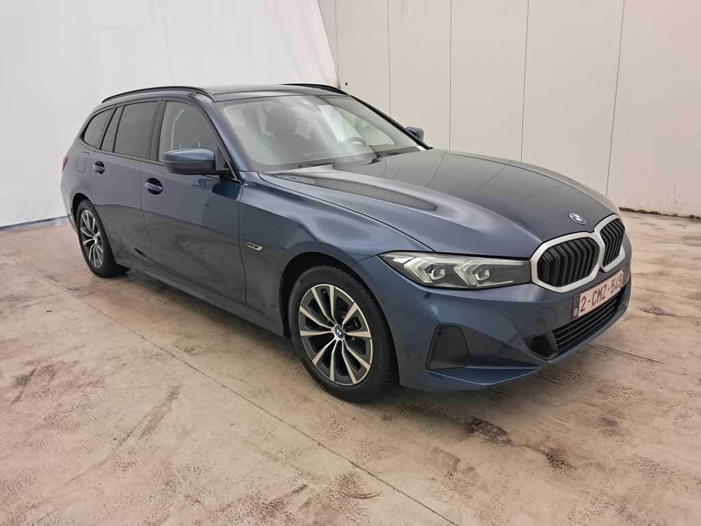 BMW 3 Series Touring 330e