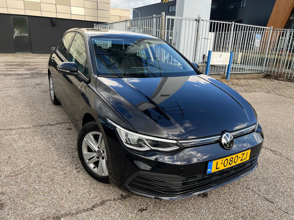 Volkswagen Golf 1.0 TSI