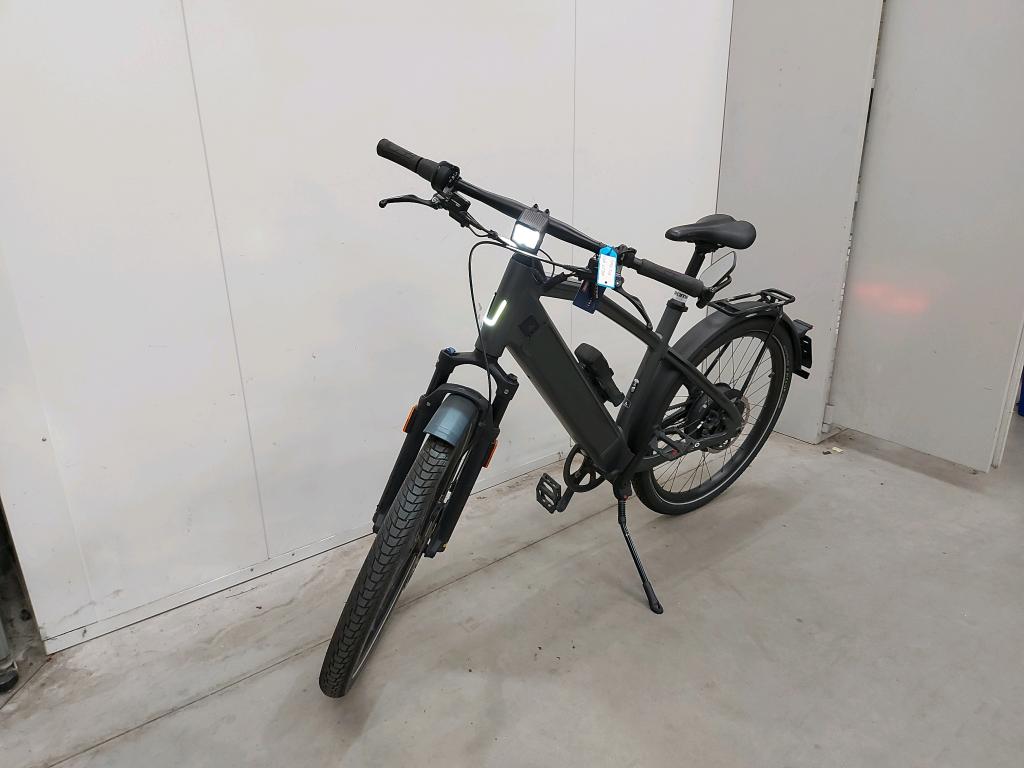 STR ST2 Sport