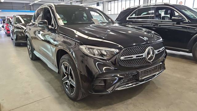 Mercedes-Benz GLC 300e AMG Line