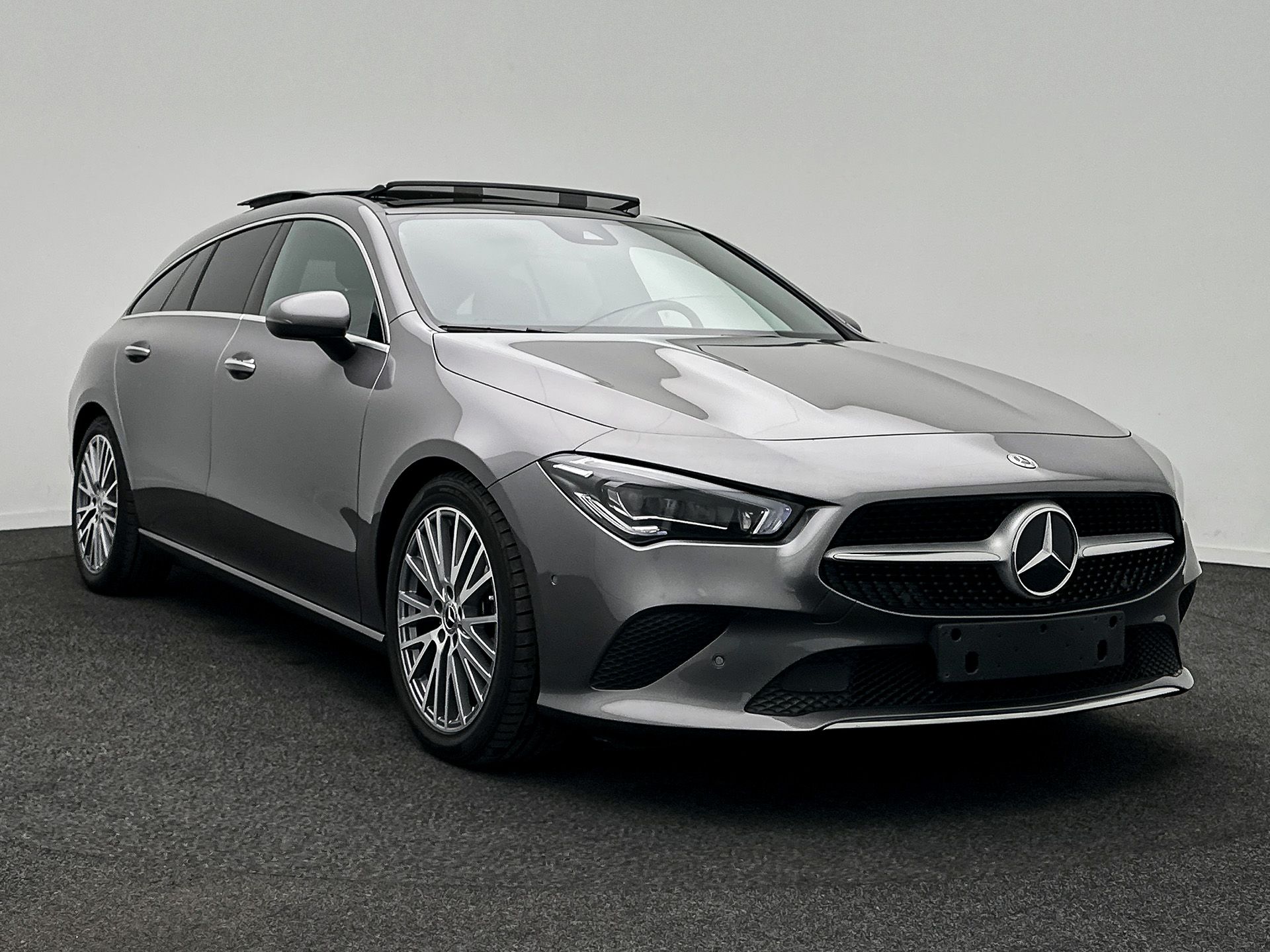 Mercedes-Benz CLA Shooting Brake 180