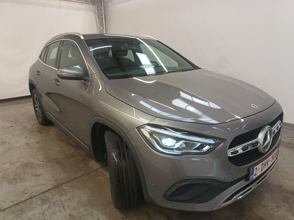 Mercedes-Benz GLA 250e Luxury