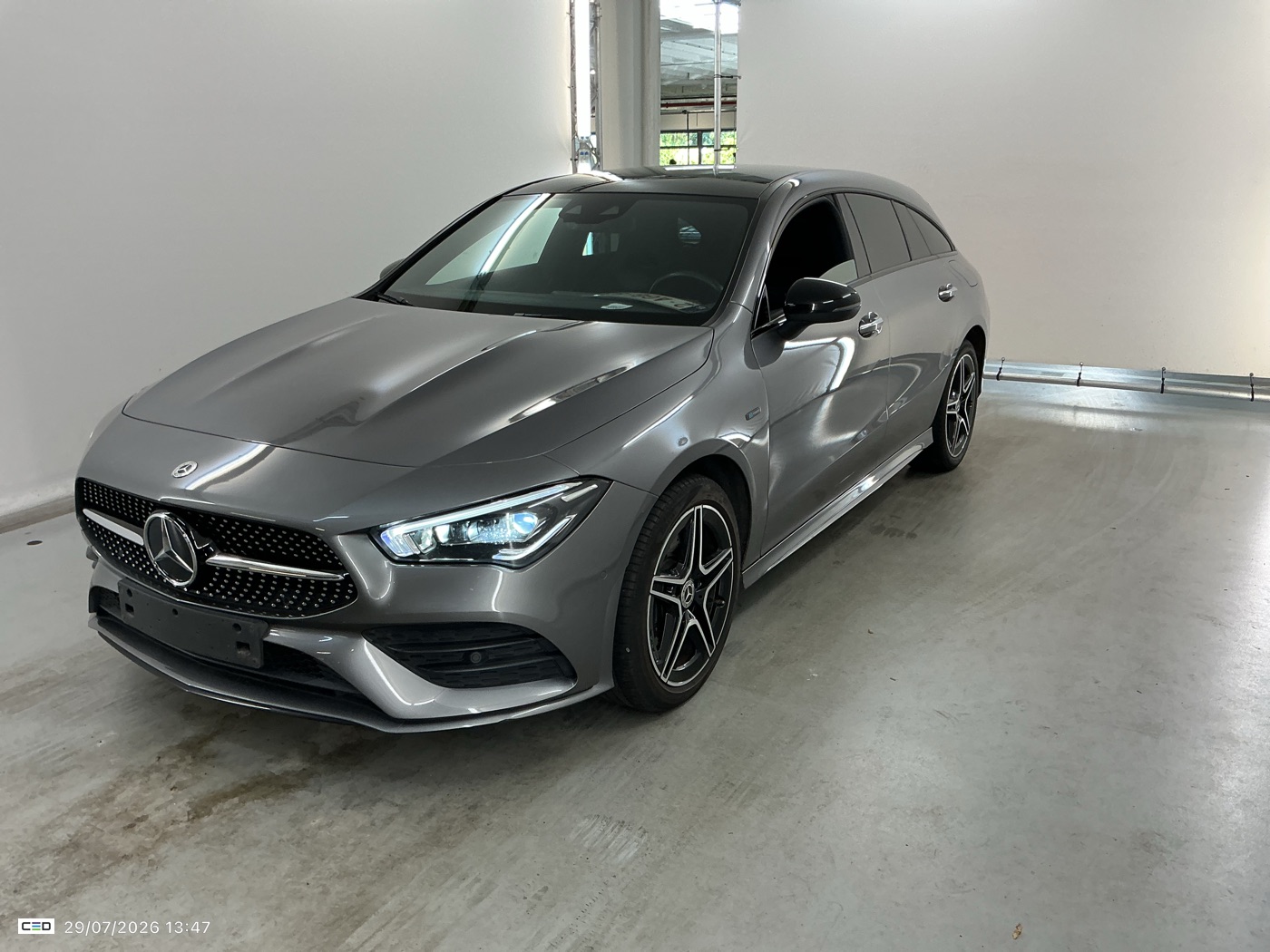 Mercedes-Benz CLA Shooting Brake 250e AMG Line