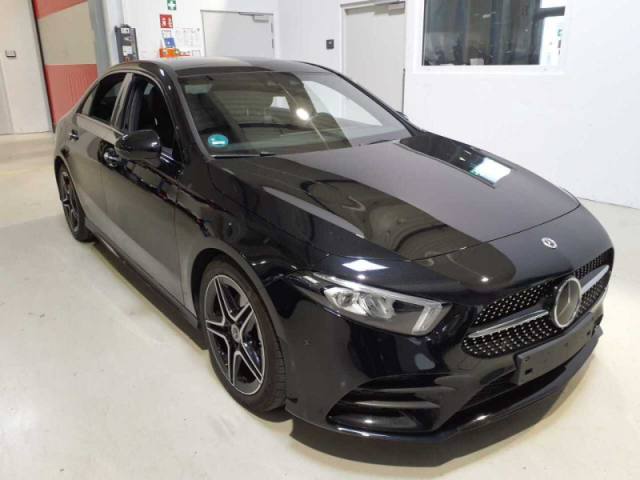 Mercedes-Benz A 200 AMG Line