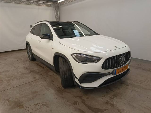 Mercedes-Benz GLA AMG 35