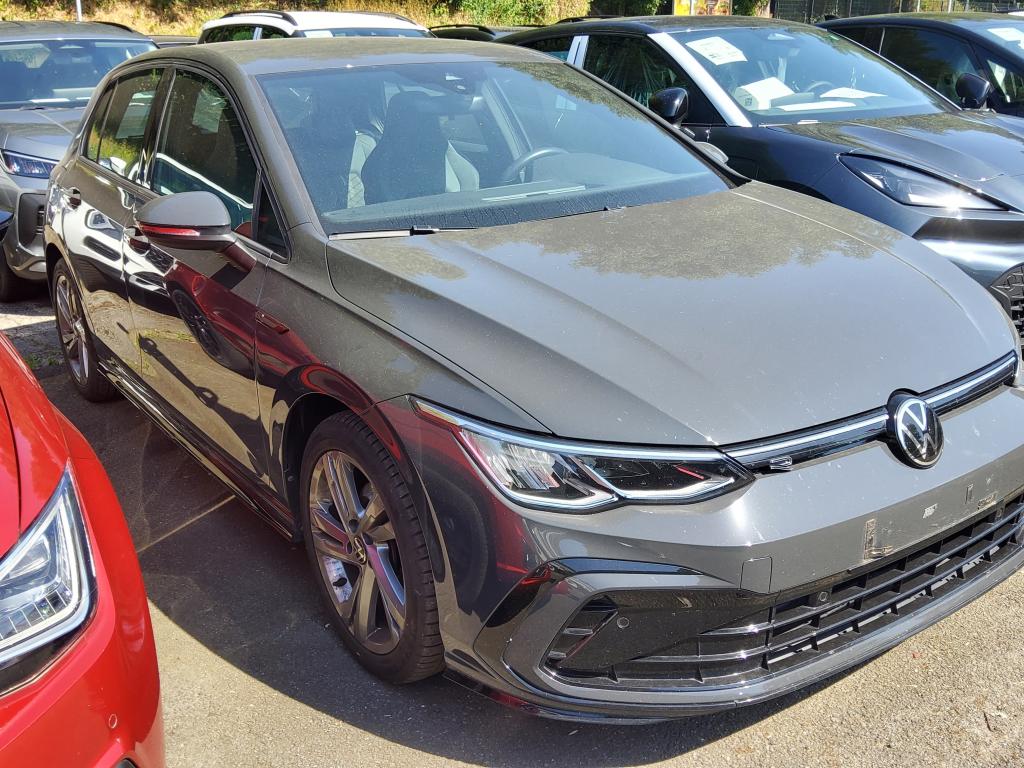 Volkswagen Golf 1.5 eTSI R-Line