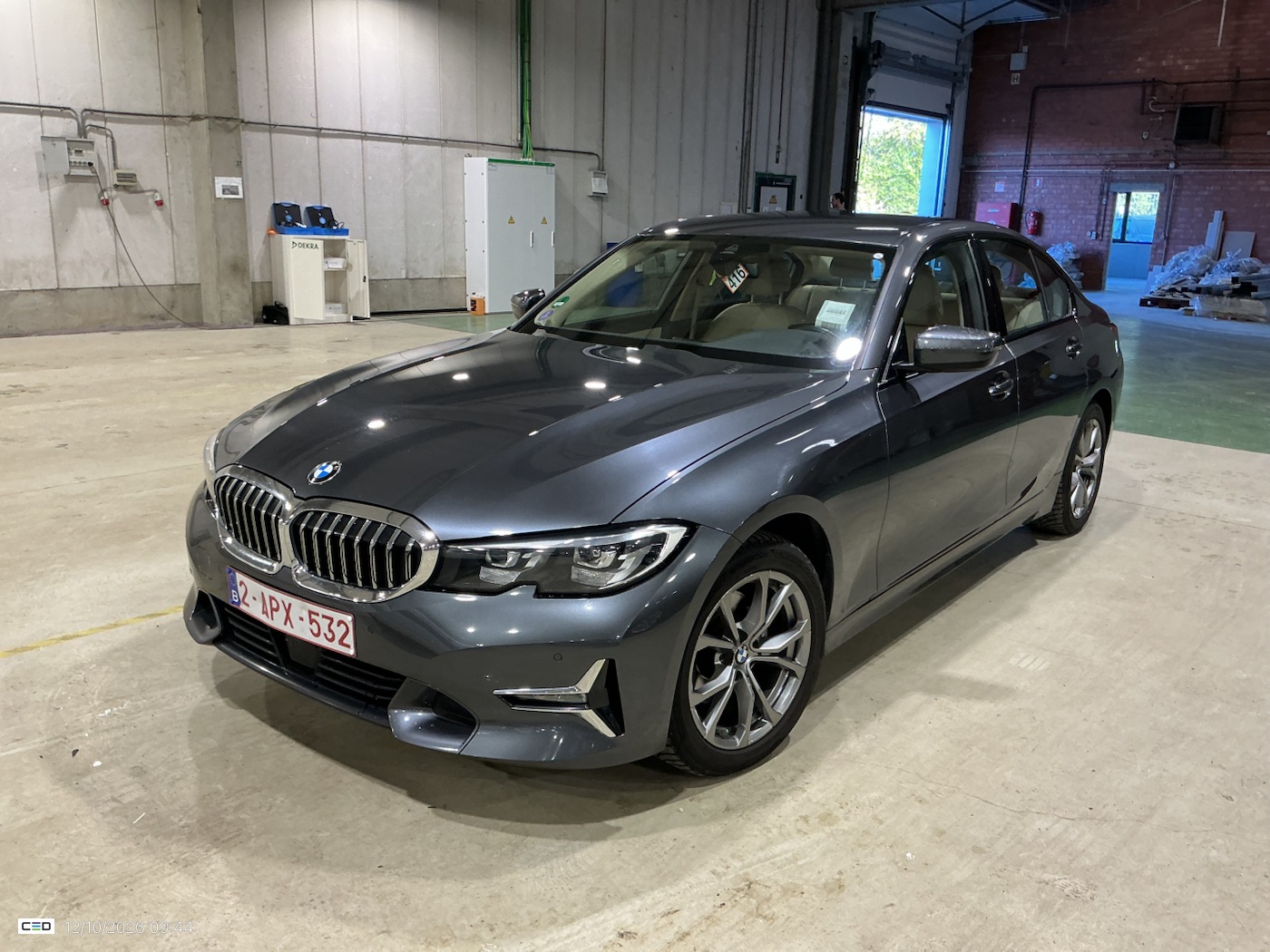 BMW 3 Series 320i Luxury