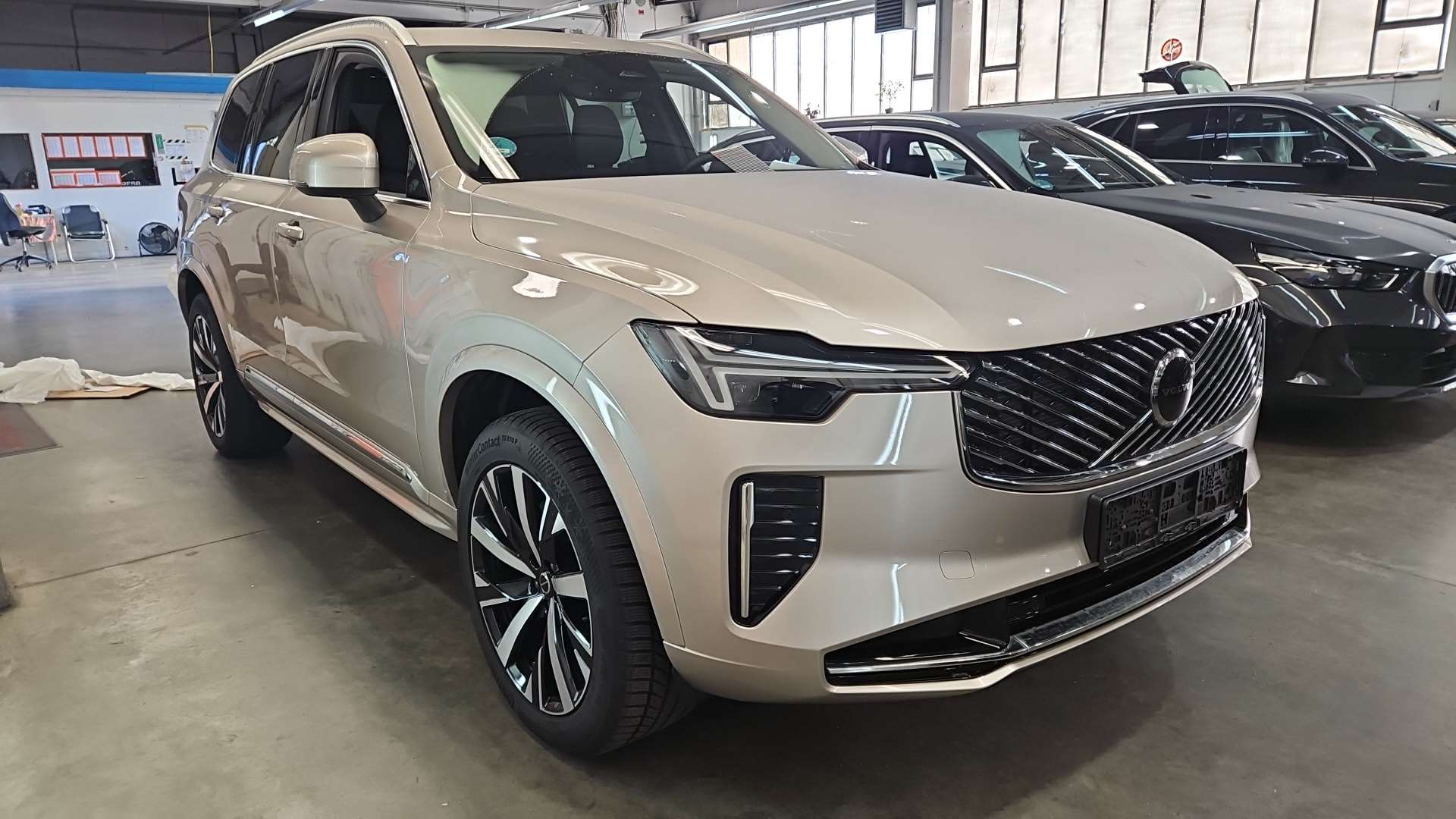 Volvo XC90 T8 Core