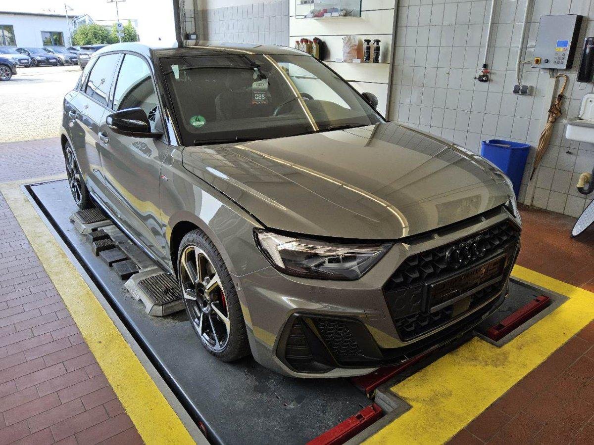 Audi A1 Sportback 40 TFSI S Line