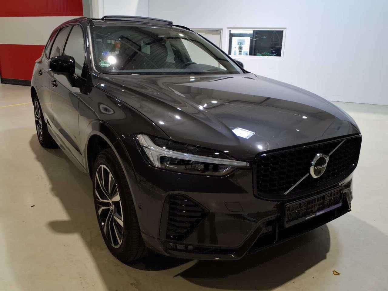 Volvo XC60 B5 Ultra Dark