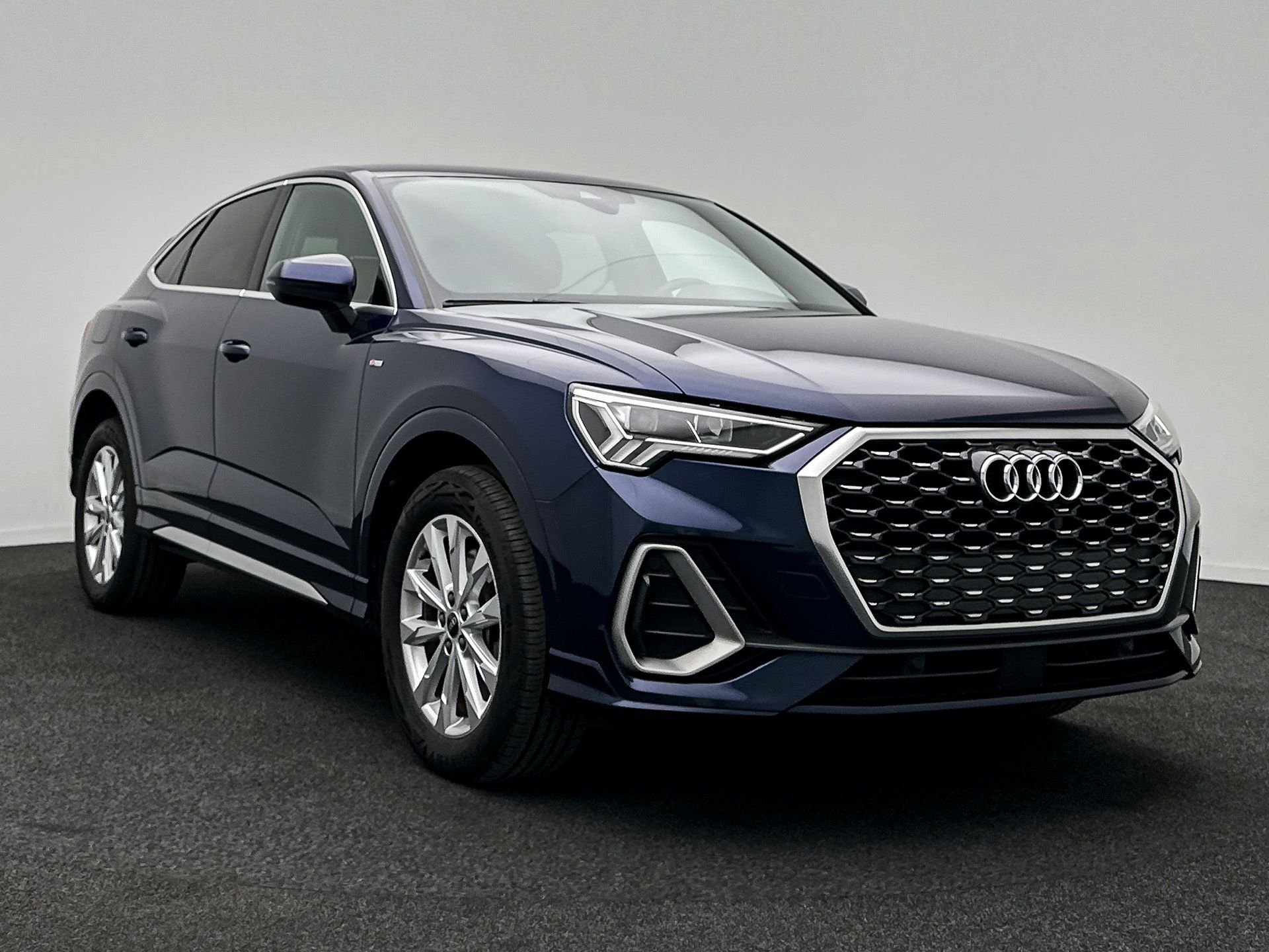 Audi Q3 Sportback 45 TFSIe S Line