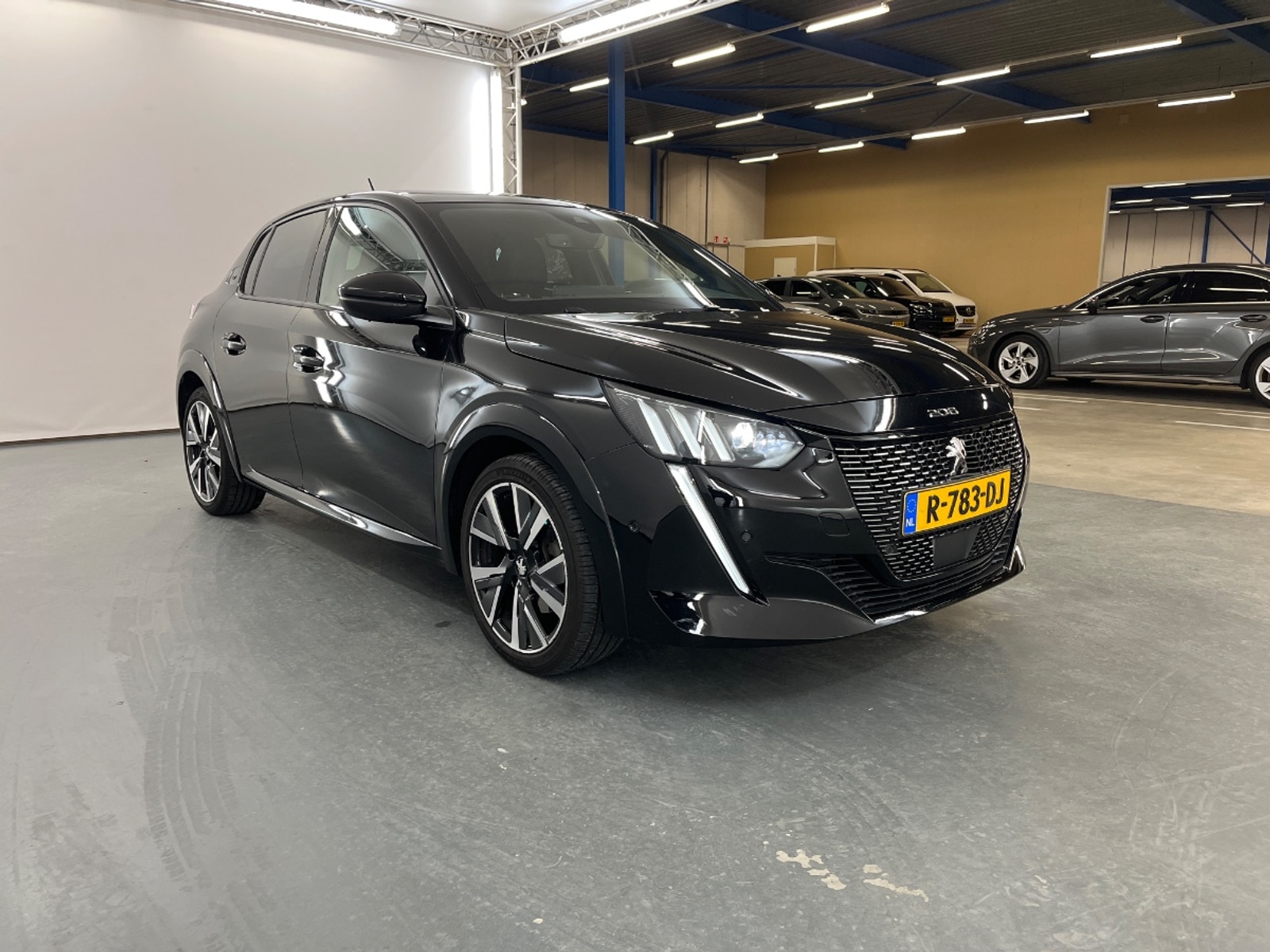 Peugeot 208 1.2i