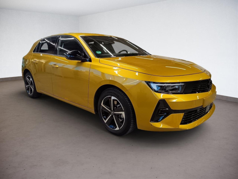 Opel Astra 1.2 GS