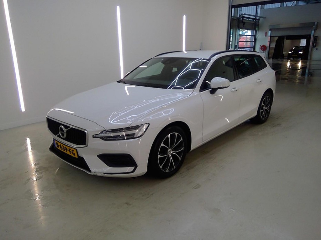 Volvo V60 B3 Momentum