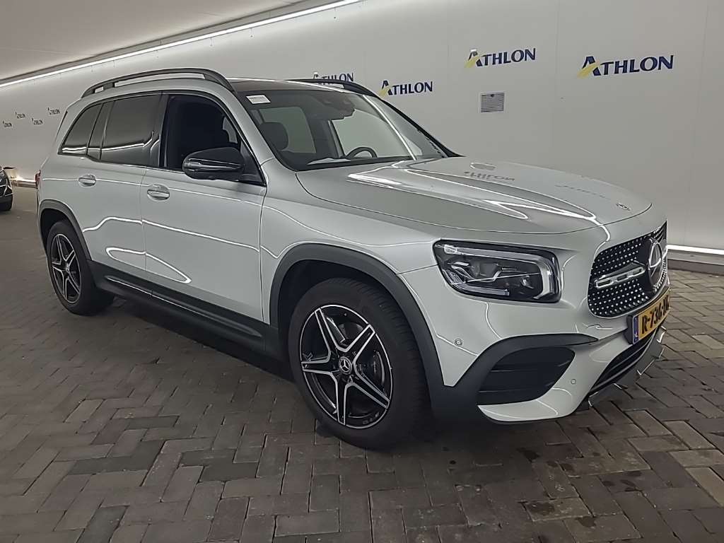Mercedes-Benz GLB 200 AMG Line