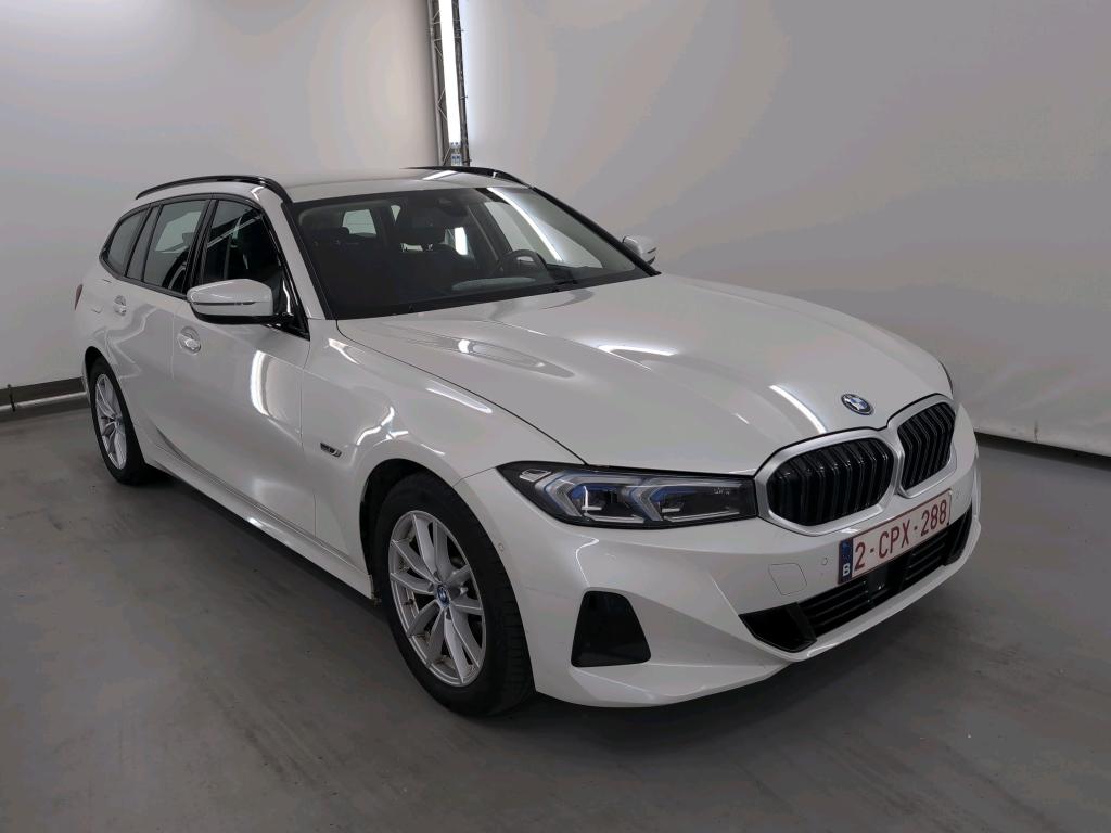 BMW 3 Series Touring 330e Business Design