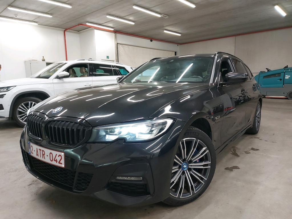 BMW 3 Series Touring 330e M Sport