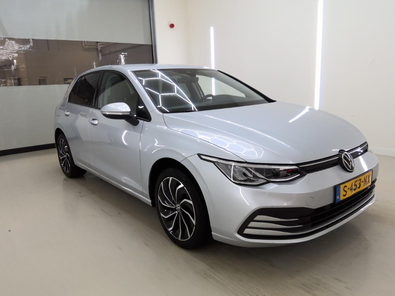 Volkswagen Golf 1.0 TSI Life