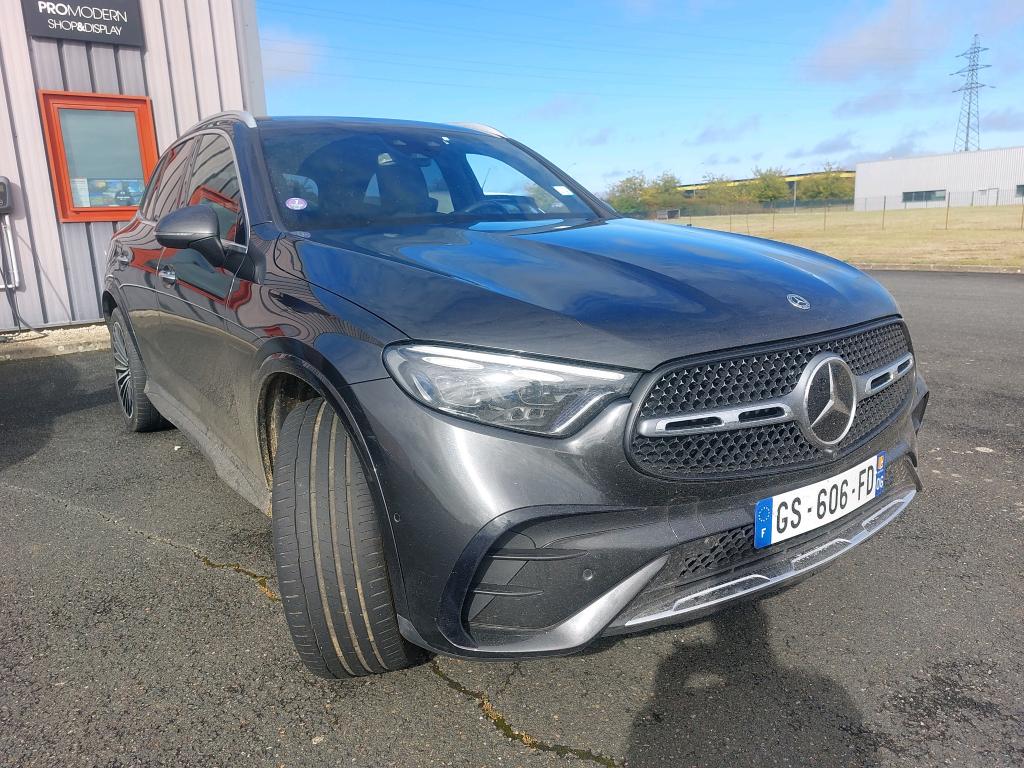 Mercedes-Benz GLC 300de AMG Line