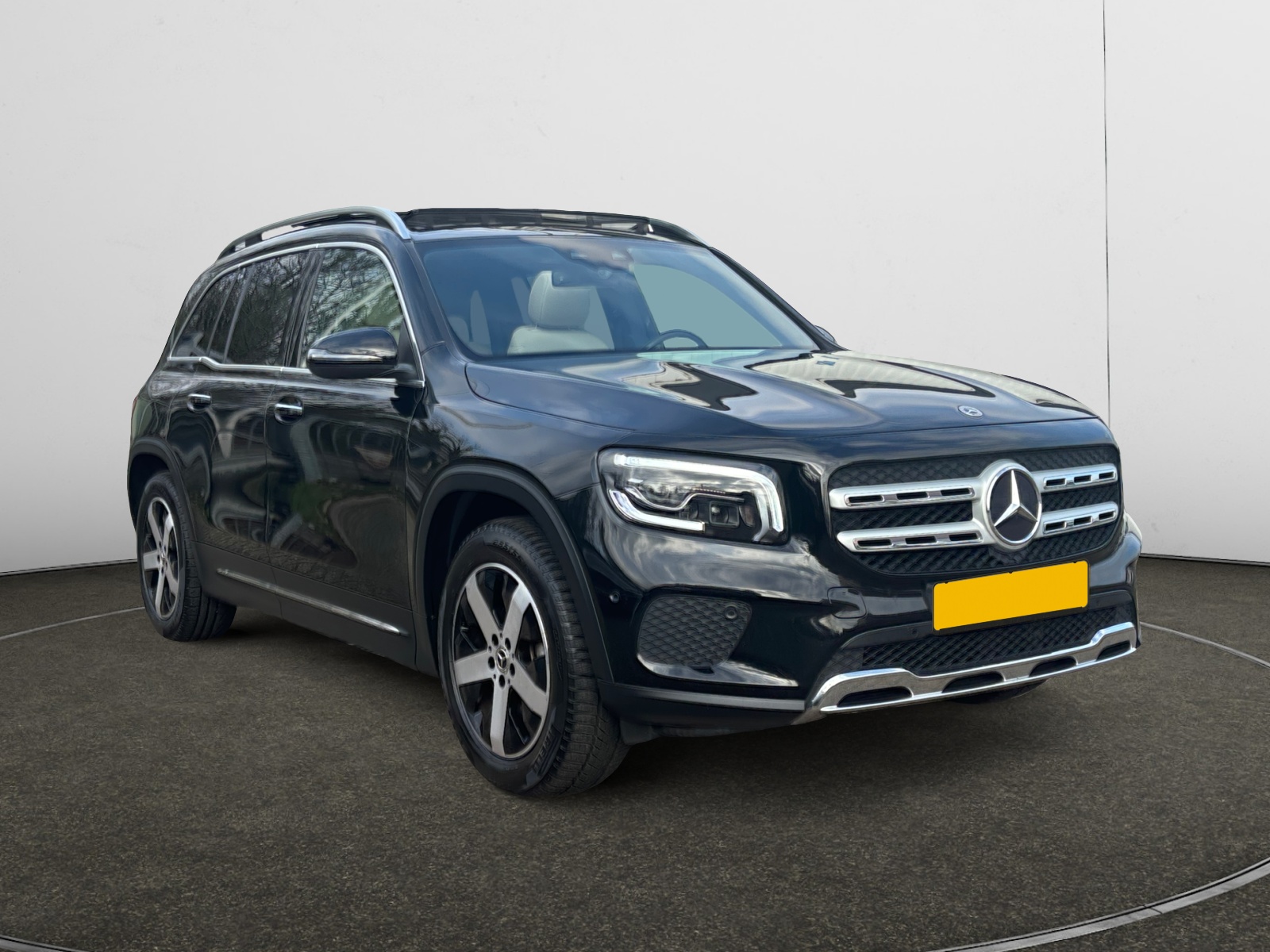 Mercedes-Benz GLB 200 Business Solution