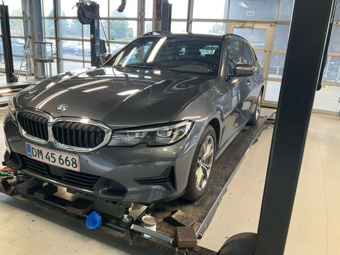 BMW 3-Series 330e F Sport Line Touring auto UA! Station Wagon
