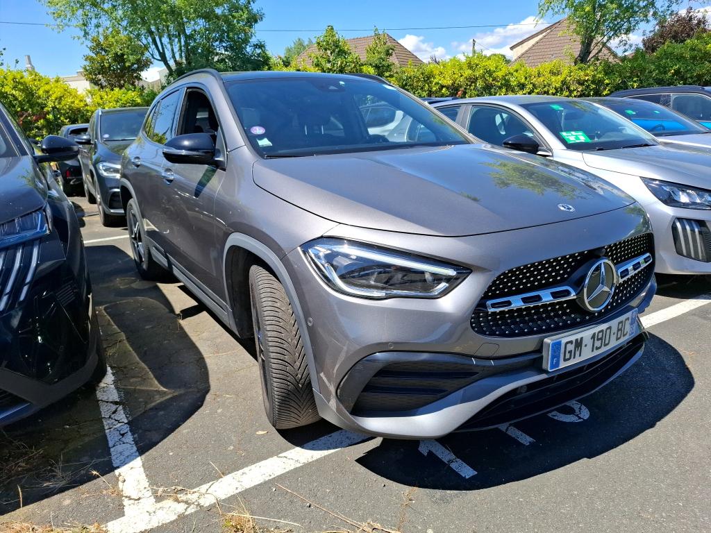 Mercedes-Benz GLA 250e AMG Line