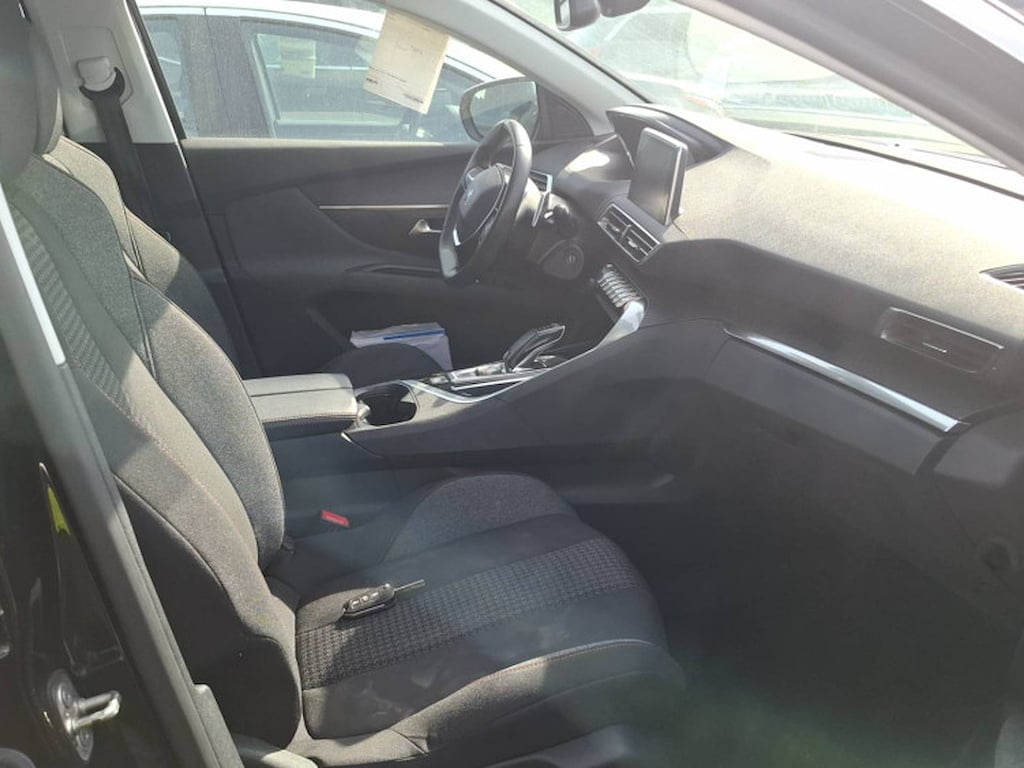 Peugeot 5008 5008 1.5 BlueHDi 130ch Active Business S&S EAT8
