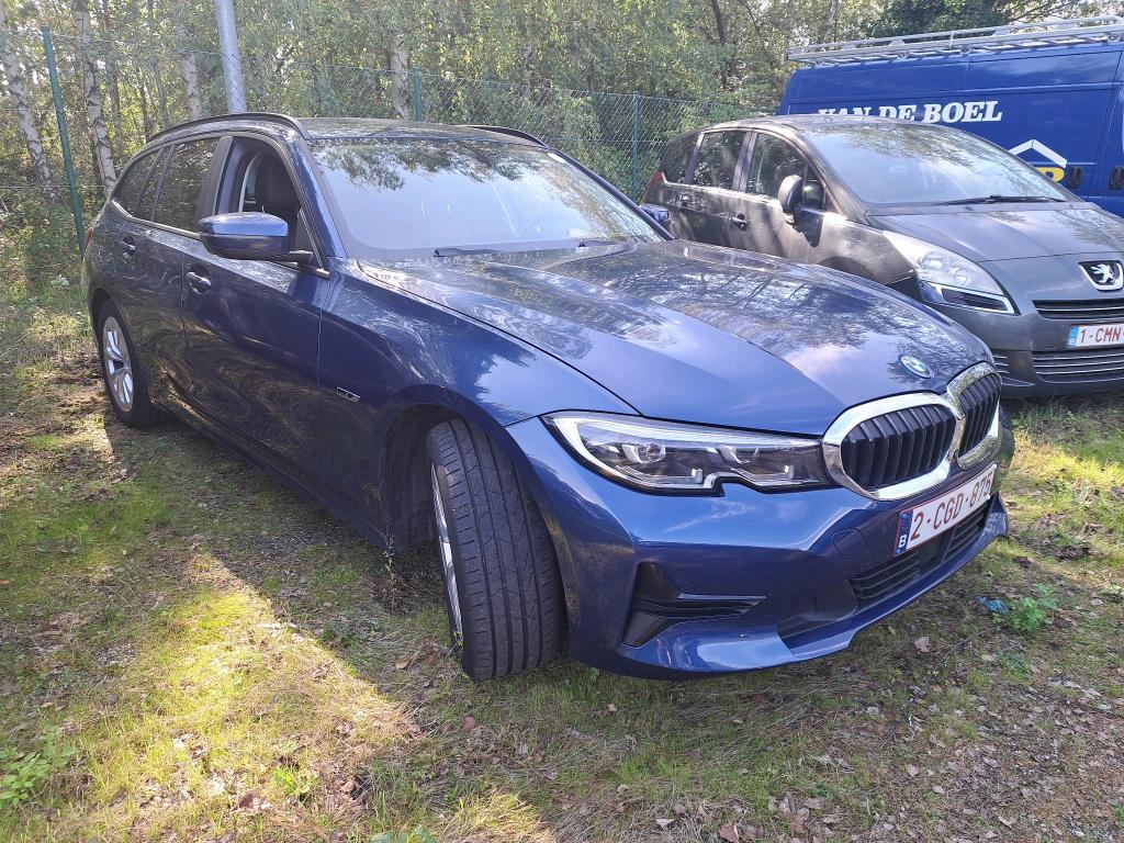 BMW 3 Series Touring 330e