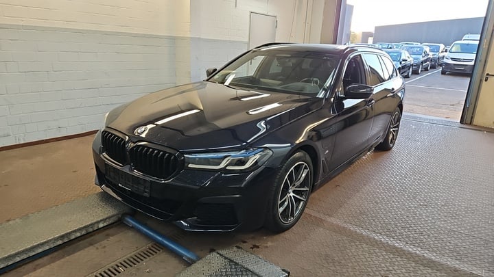 BMW 5er-Reihe 530e Touring A