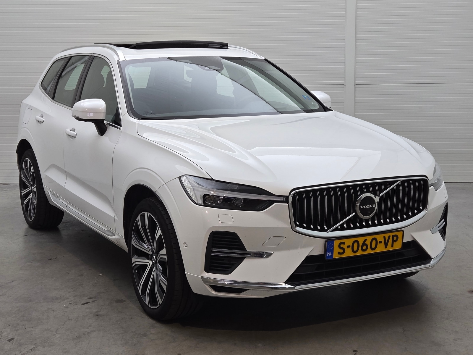 Volvo XC60 T8 Ultimate Bright