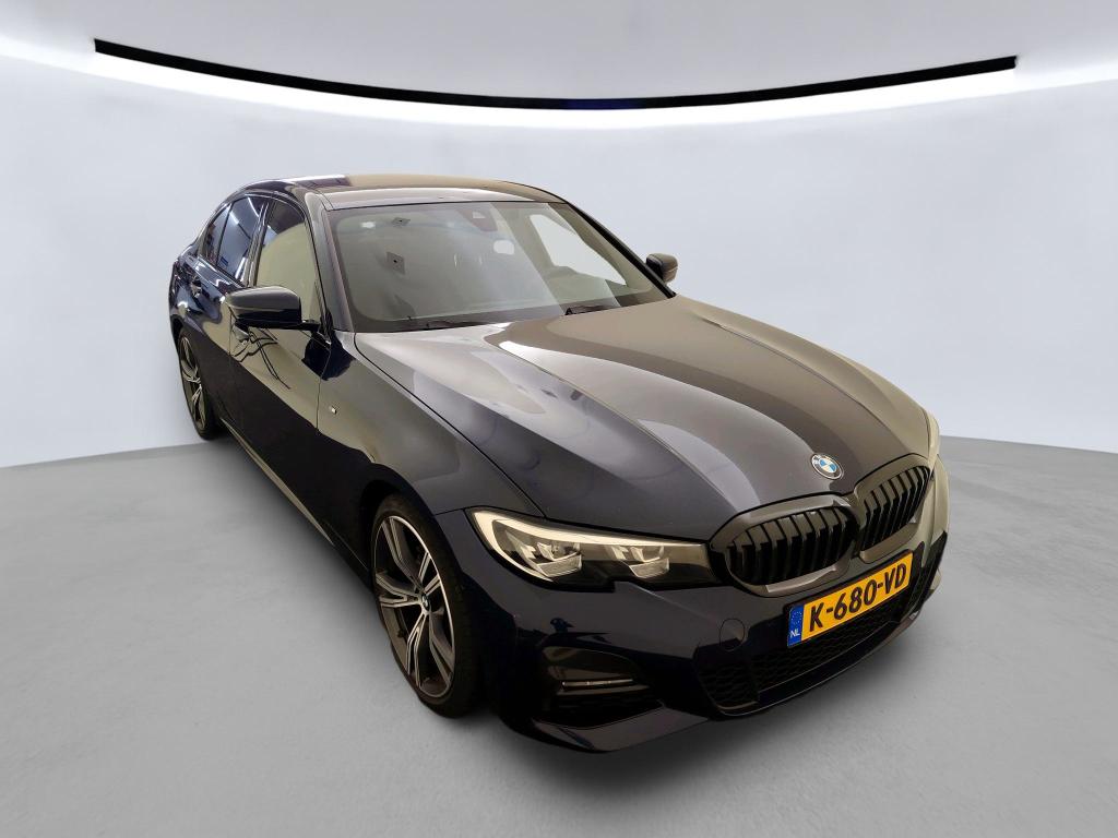 BMW 3 Series 318i