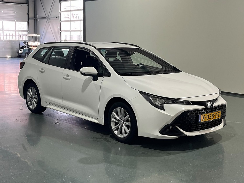 Toyota Corolla Touring Sports Business