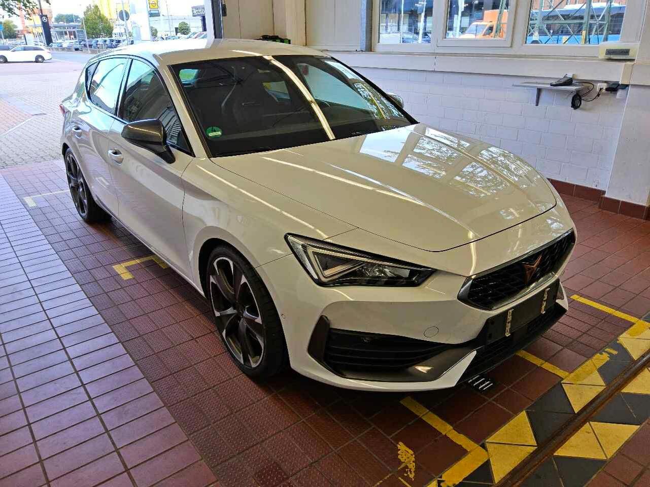 Cupra Leon 2.0 TSI VZ